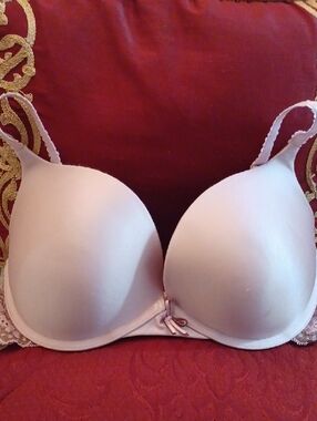 Maidenform Light Pink Ultra Push Up T-Shirt Bra
